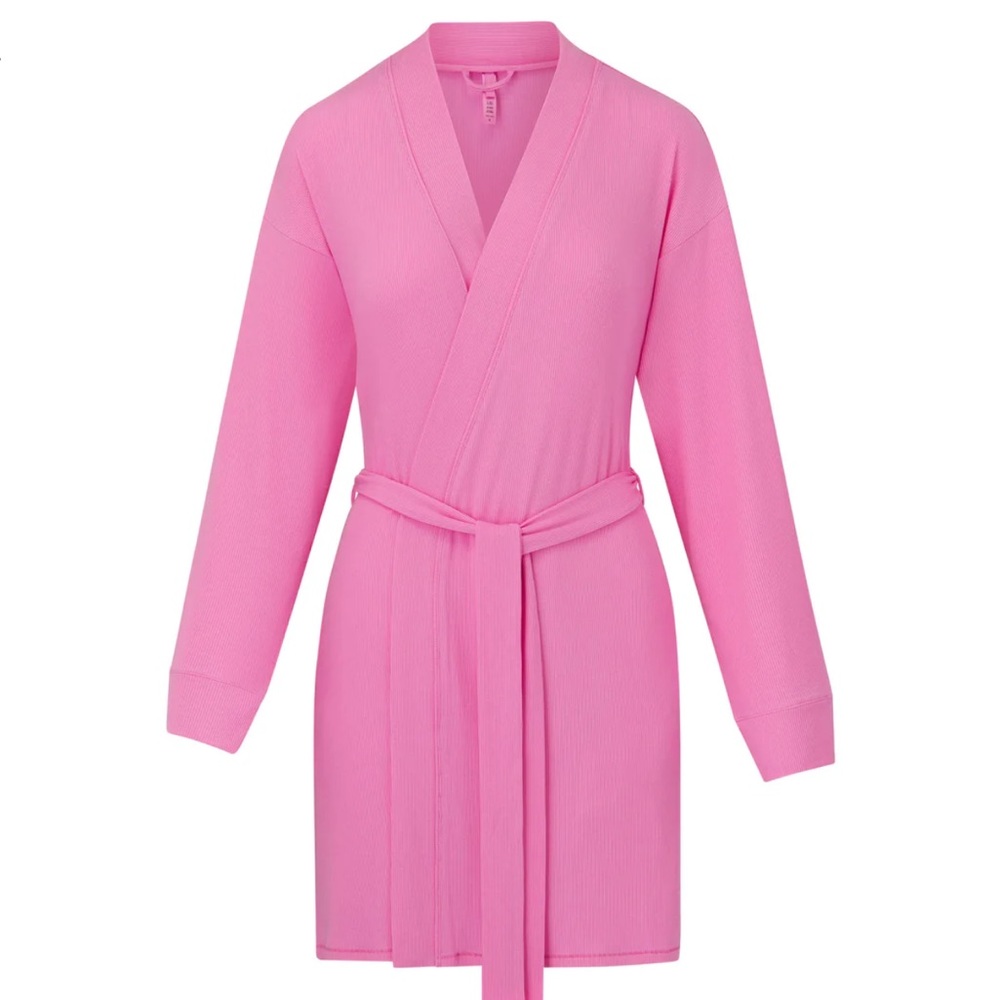 🆕SKIMS BUBBLE GUM PINK SOFT LOUNGE BELTED ROBE S/M NWT DEAD-STOCK STYLE